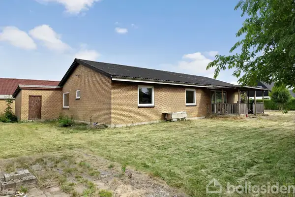 Villa på Blichersvej 8, 8723 Løsning