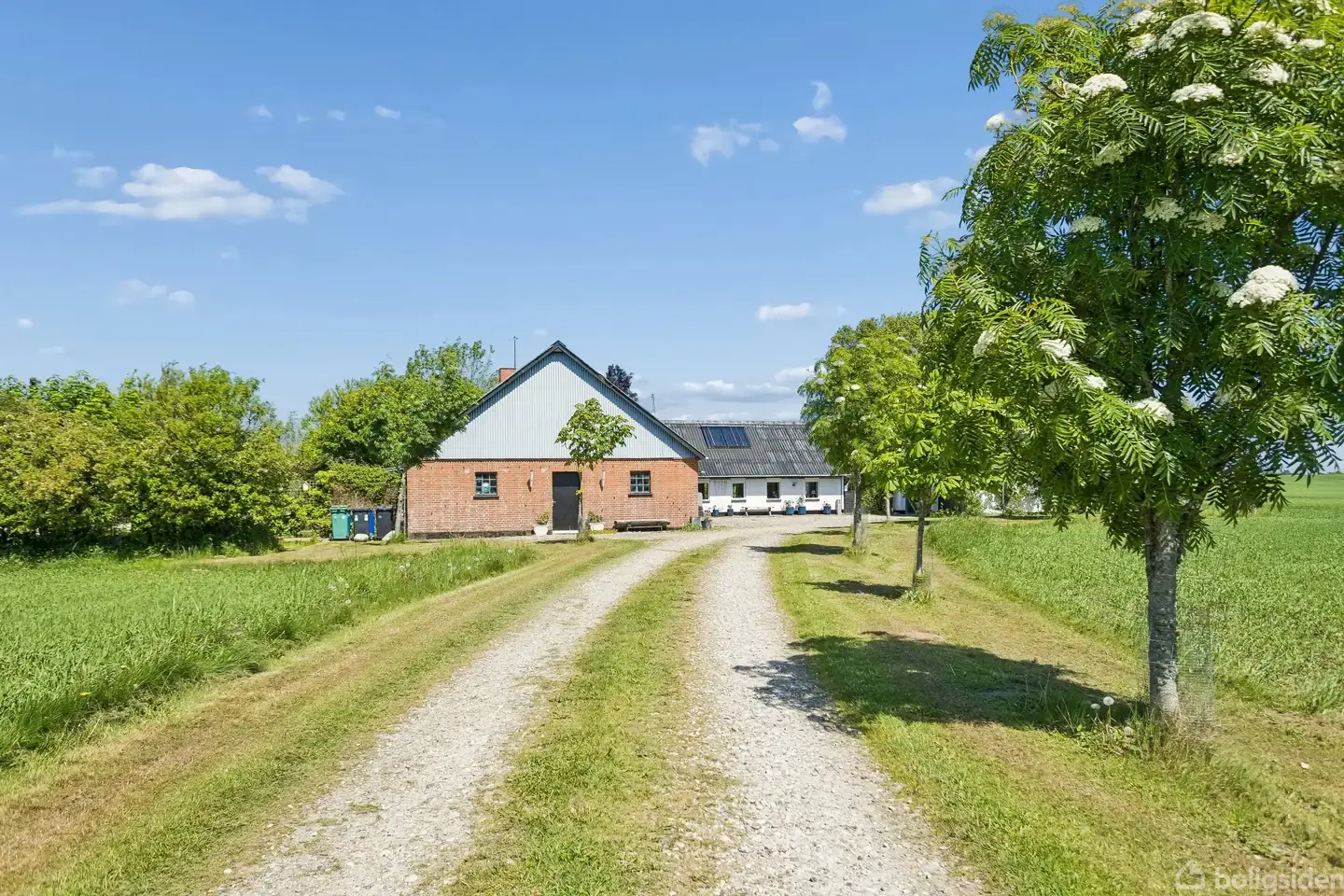 Landejendom, Hjerm