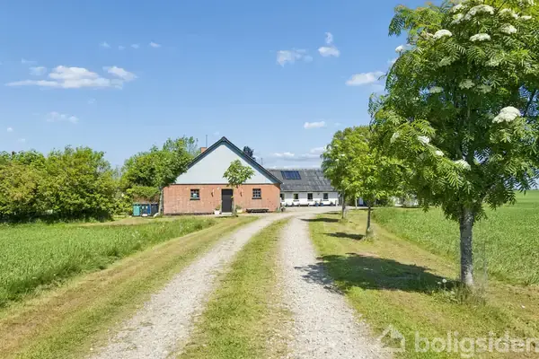 Villa på Skarbyvej 5, 7560 Hjerm