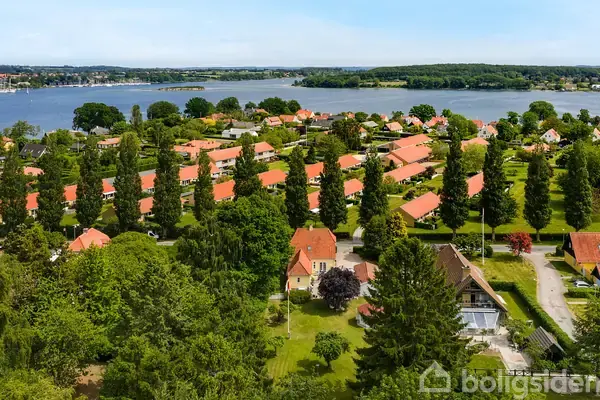 Villa på Slotsalleen 40, 5700 Svendborg