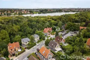 Villa på Søbredden 9B, 2820 Gentofte