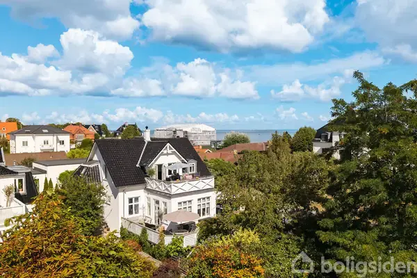 Villalejlighed på Lille Strandvej 25, 1., 2900 Hellerup