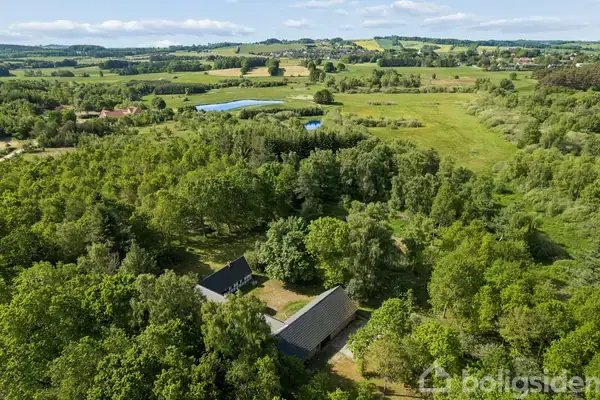 Landejendom på Thorsagervej 35, 8410 Rønde