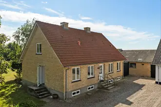 Landejendom på Nørremarkvej 6, Nr. Rind, 8832 Skals