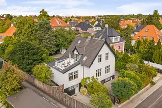 Villa på Eivindsvej 5, 2920 Charlottenlund
