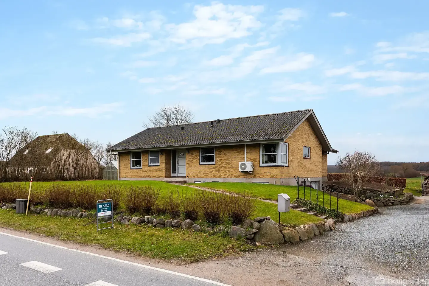 Moderniseret og indflytningsklar villa - View 3