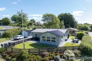 Villa på Skolebakken 2, 8450 Hammel