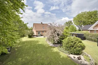 Villa på Hovedgaden 62, 8832 Skals