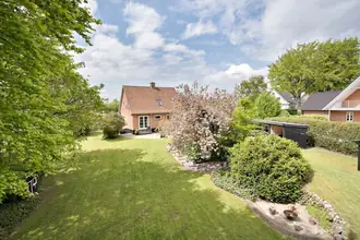 Villa på Hovedgaden 62, 8832 Skals