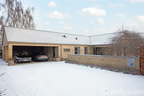 Villa på Østerby Allé 37, 8310 Tranbjerg J