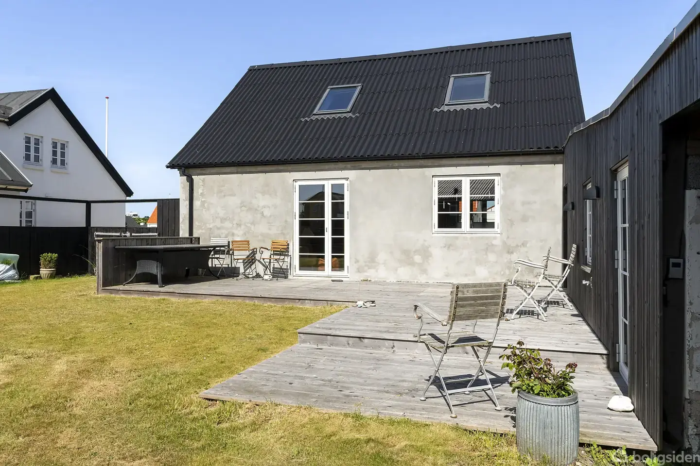 Stemningsfuld villa med moderne tilbygning midt i Nørre Vorupør - Visning 2