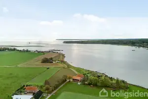 Villa på Nordre Strandvej 5, 7130 Juelsminde
