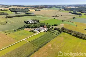 Landejendom på Orholmvej 1, 8850 Bjerringbro