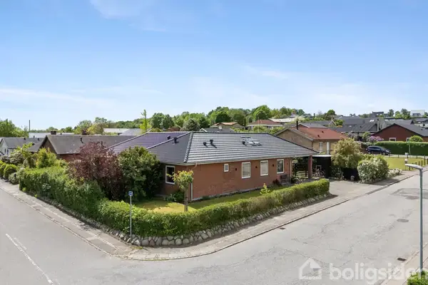 Villa på Blomsterskrænten 18, 9400 Nørresundby
