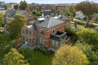 Villalejlighed på Christian II's Allé 9, 1., 2300