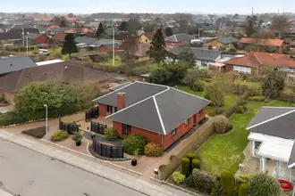 Villa på Grundtvigsvej 17, 6800 Varde