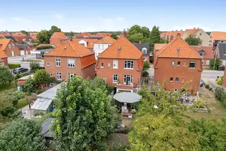 Villa på Østerbrogade 78, 4800 Nykøbing F