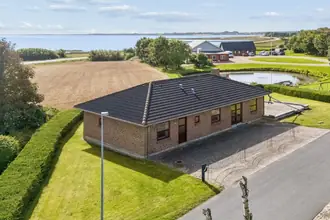 Villa på Strandvænget 8, Sønder Dråby, 7900 Nykøbing M