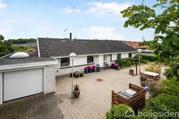 Villa på Grandisvej 11, 9320 Hjallerup