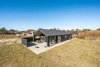 Fritidshus på Heidesvej 4, Bjerregaard, 6960 Hvide Sande