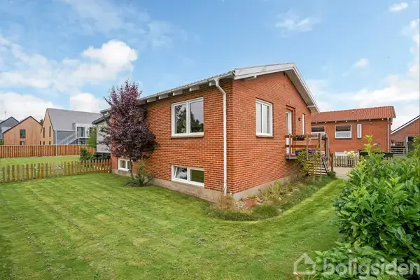 Villa på Kirkegade 12, 7171 Uldum