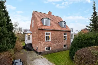 Villa på Ledreborg Alle 17, 2820 Gentofte