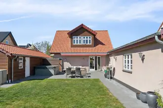 Villa på Ambra Alle 34, 2770 Kastrup