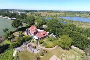 Villa på Slangerupvej 33, 3540 Lynge