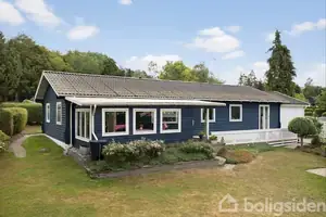 Villa på Højdevej 22, 4750 Lundby