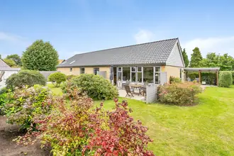 Villa på Bredkær Tværvej 20, 8250 Egå