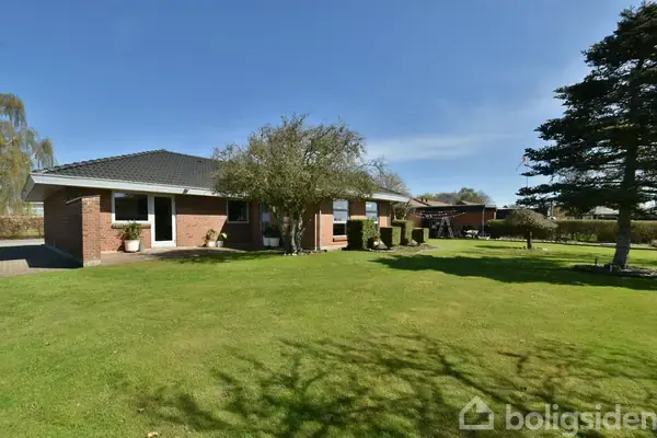 Villa på Hjejlevej 155, 7451 Sunds