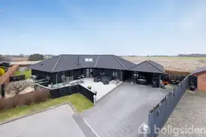 Villa på Møllebakken 80B, 8471 Sabro