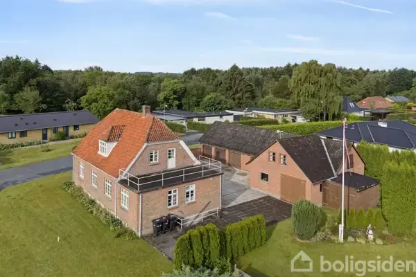 Landejendom på Tyrsbjergvej 67, 5210 Odense NV
