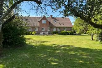 Villa på Østenfjeldvej 21, Stadsevase, 8581 Nimtofte