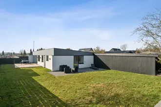 Villa på Rønnebærvej 21, 8920 Randers NV