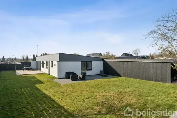 Villa på Rønnebærvej 21, 8920 Randers NV