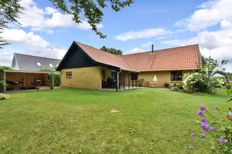 Villa på Frilandsvej 9, Lind, 7400 Herning