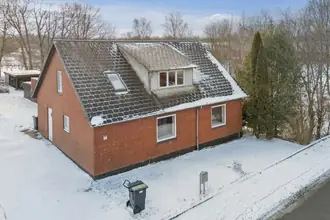 Villa på Hjøllundvej 4, Gludsted, 7361 Ejstrupholm
