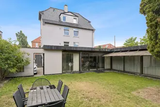 Villa på Roskildevej 140, 2500