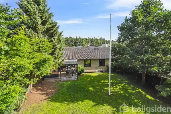 Villa på Nymøllevej 137, 9240 Nibe