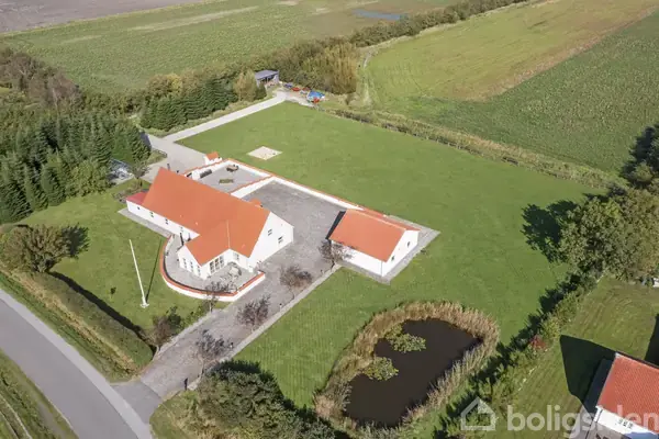 Landejendom på Milbakvej 64, 9381 Sulsted