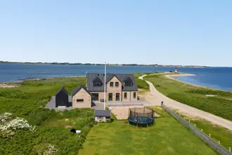Villa på Gl Færgevej 2, Oddesund Syd, 7600 Struer