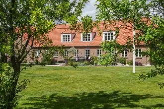 Landejendom på Holmvej 1, 6990 Ulfborg