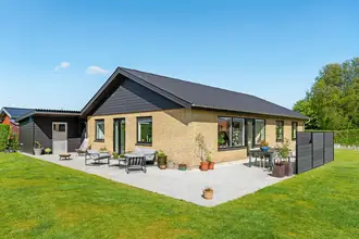 Villa på Elmevej 4, Feldborg, 7540 Haderup
