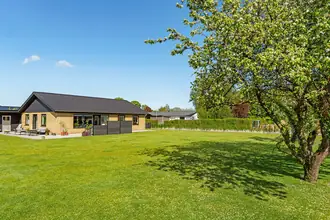 Villa på Elmevej 4, Feldborg, 7540 Haderup