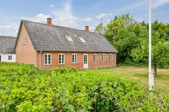 Landejendom på Øverup Møllevej 4, Tingsted, 4800 Nykøbing F