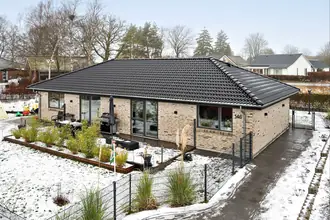 Villa på Arne Jacobsens Vej 146, Troelstrup, 4690 Haslev