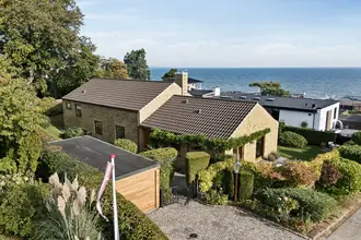 Villa på Piniehøj 10, 2960 Rungsted Kyst