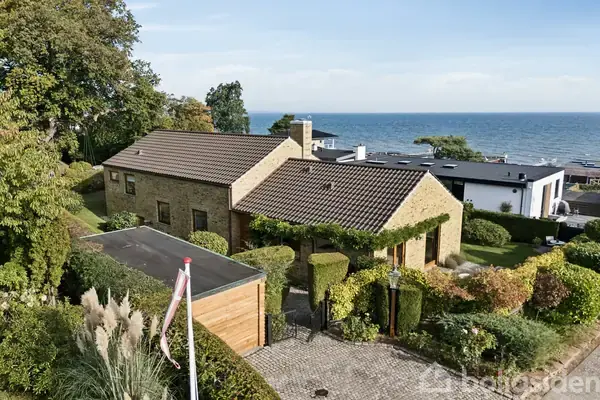 Villa på Piniehøj 10, 2960 Rungsted Kyst