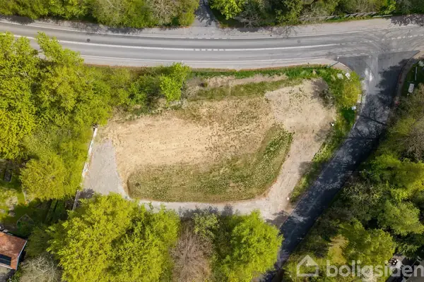 Helårsgrund på Munkerup Strandvej 23, 3120 Dronningmølle